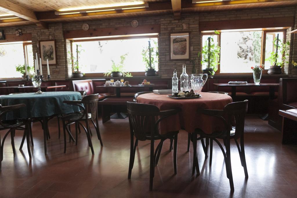 Hotel Villa Elda Асизи Екстериор снимка
