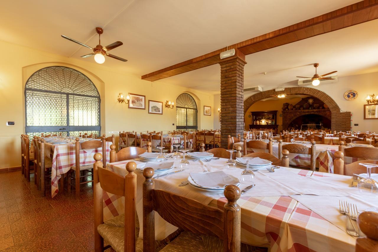 Hotel Villa Elda Асизи Екстериор снимка